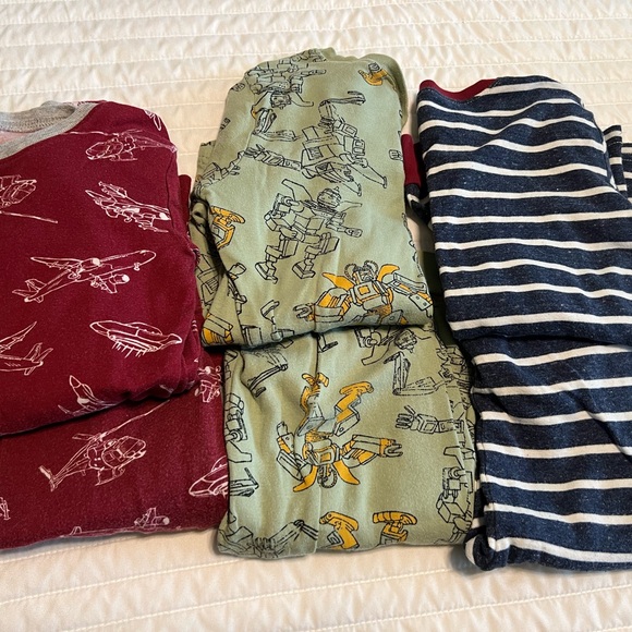 Boys size 10 pajamas carters - Picture 3 of 5